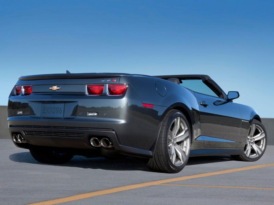  Chevrolet Camaro ZL1 Convertible 2012 года  (фото 15 из 18)